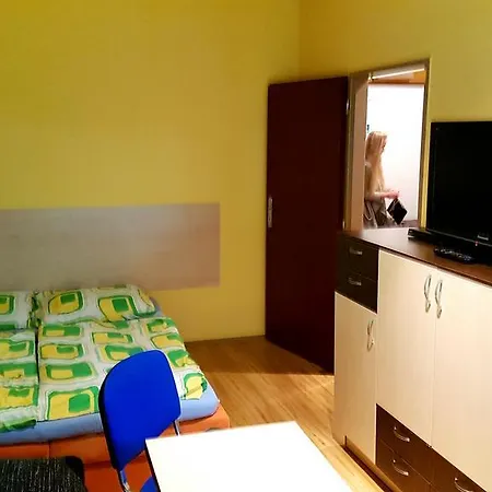 Orbit Karlov Apartman *